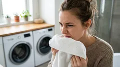 Waarom handdoeken na het wassen ruiken — en hoe je dit kunt verhelpen voor perfecte hygiëne